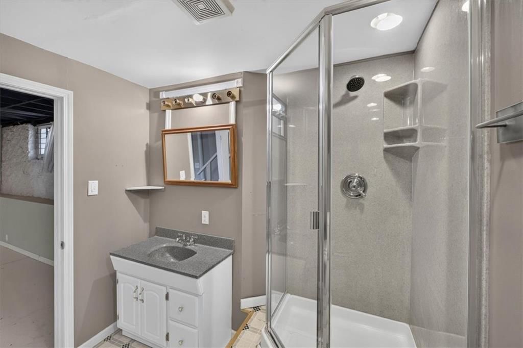 5717 Holmes Street — photo 39