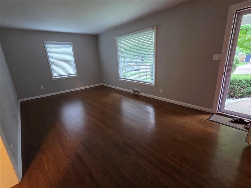 7211 Lamar Avenue — photo 4