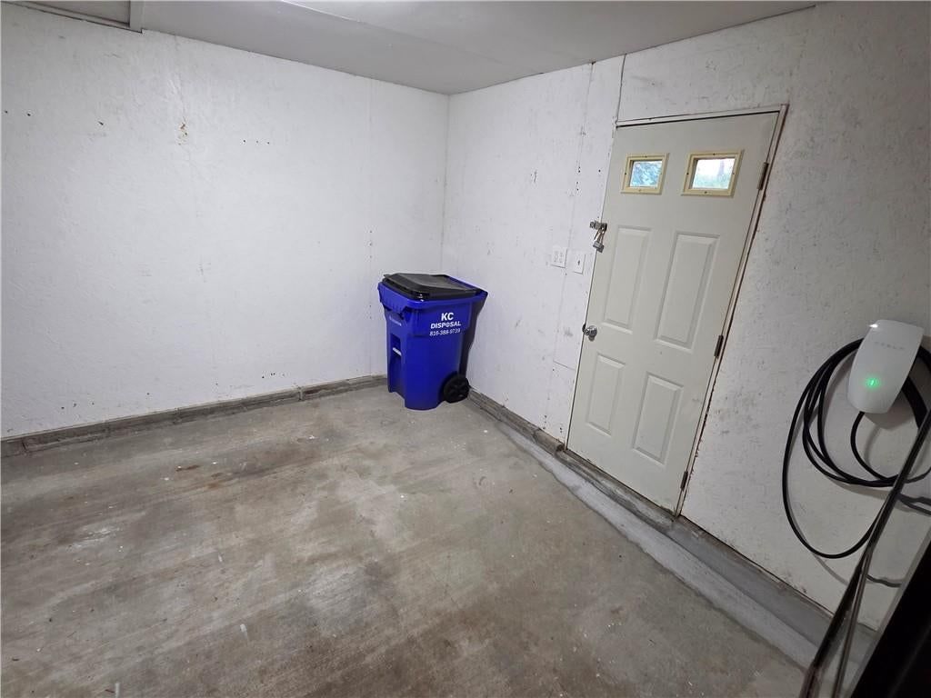 7211 Lamar Avenue — photo 17