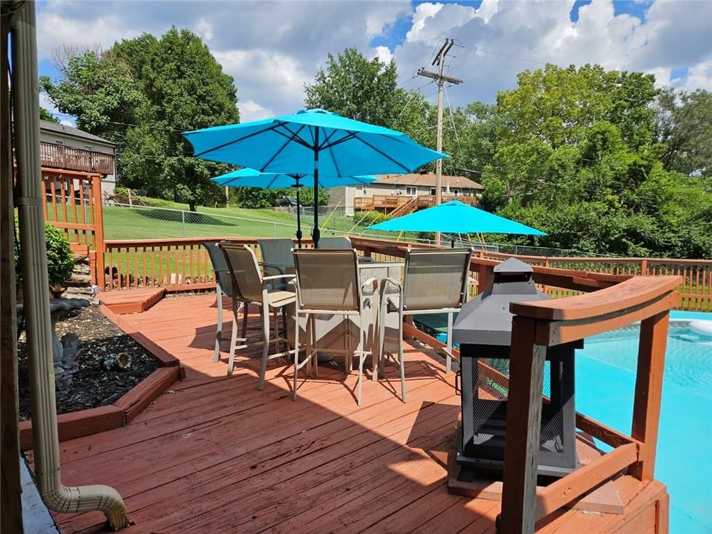 5831 N Ava Avenue — photo 9