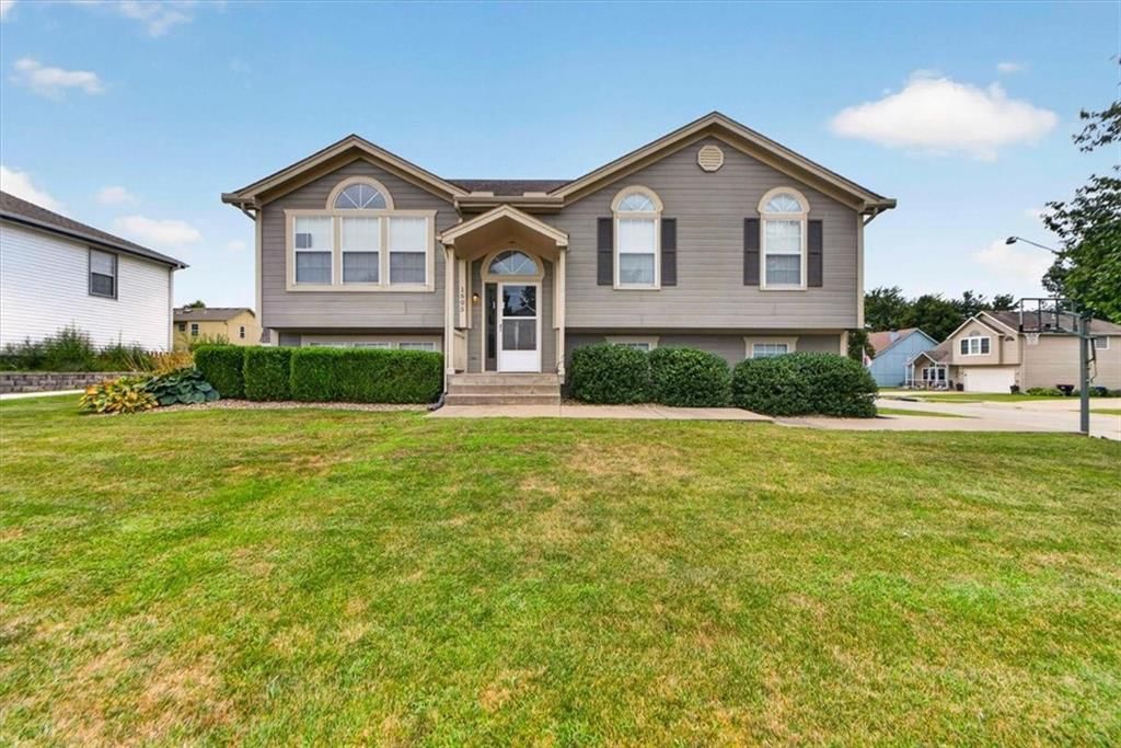 1505 Birch Drive — photo 1