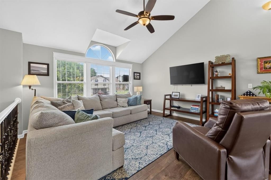 1505 Birch Drive — photo 2