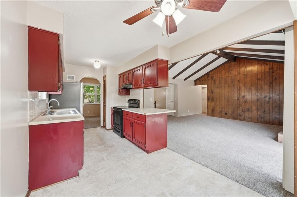 12820 S Sycamore Street — photo 12