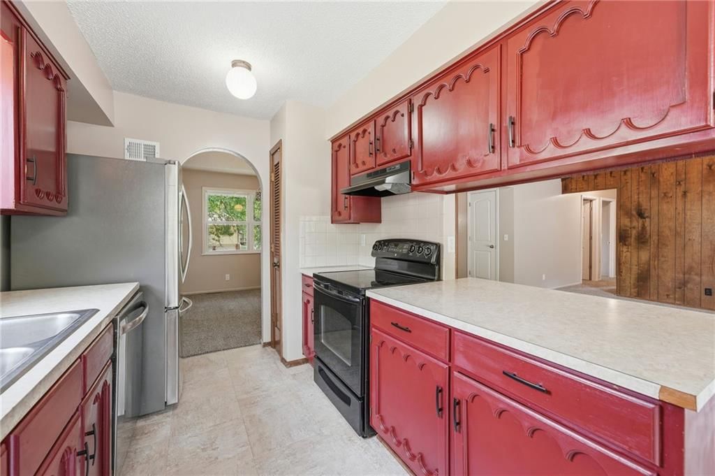 12820 S Sycamore Street — photo 14