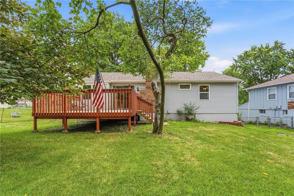 12820 S Sycamore Street — photo 36