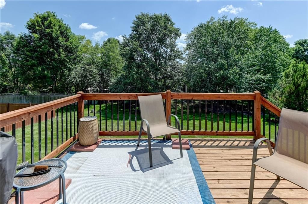713 Rock Creek Drive — photo 8