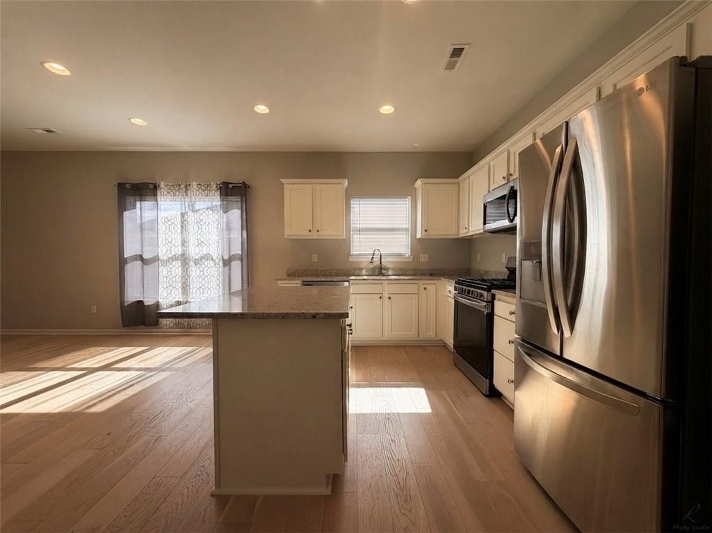 7712 NW 124 Street — photo 4