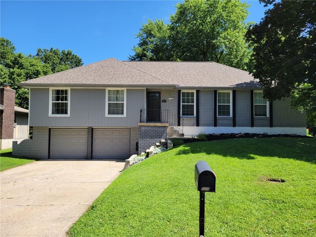 509 NW Palmer Drive — photo 1