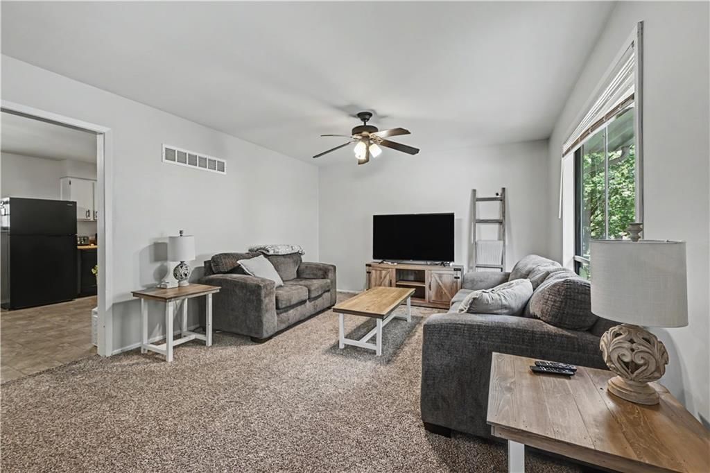 632 N Mohican Drive — photo 4
