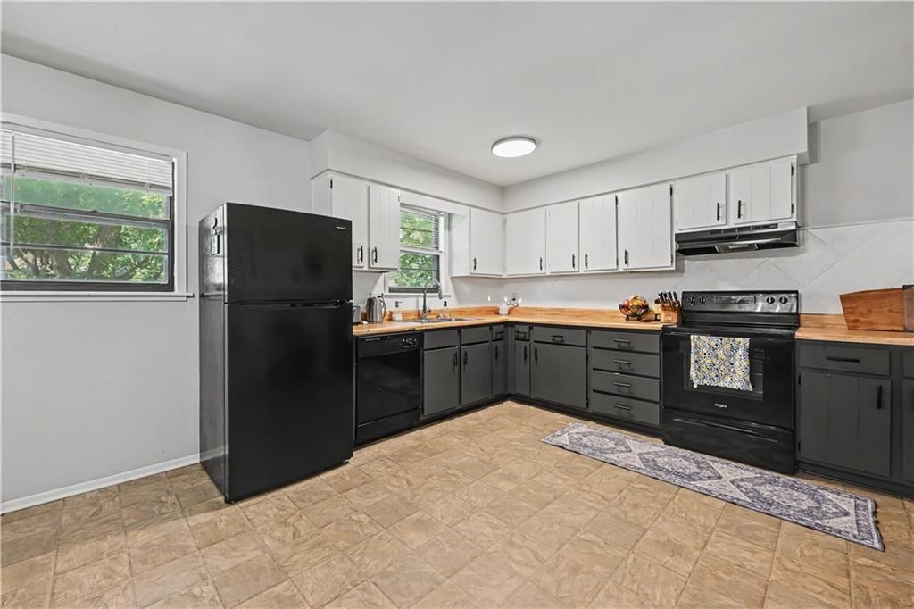 632 N Mohican Drive — photo 7