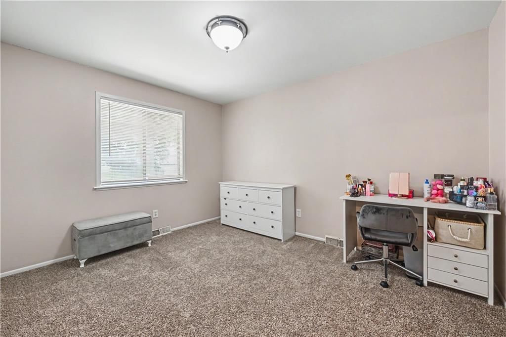 632 N Mohican Drive — photo 13