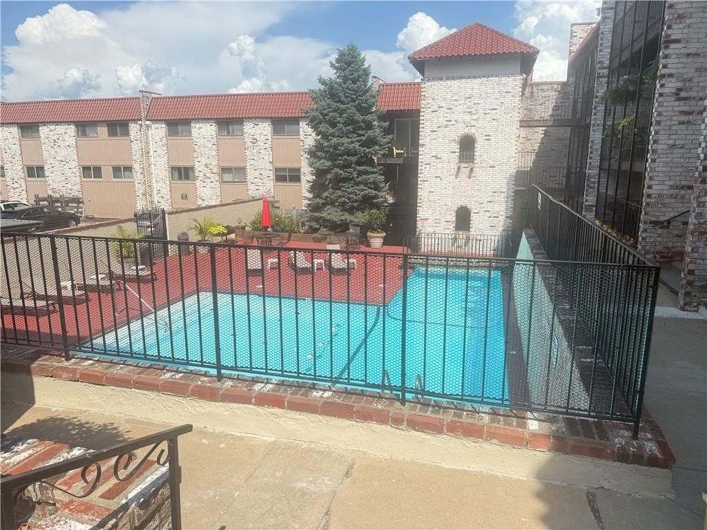 5013 Walnut Street — photo 3