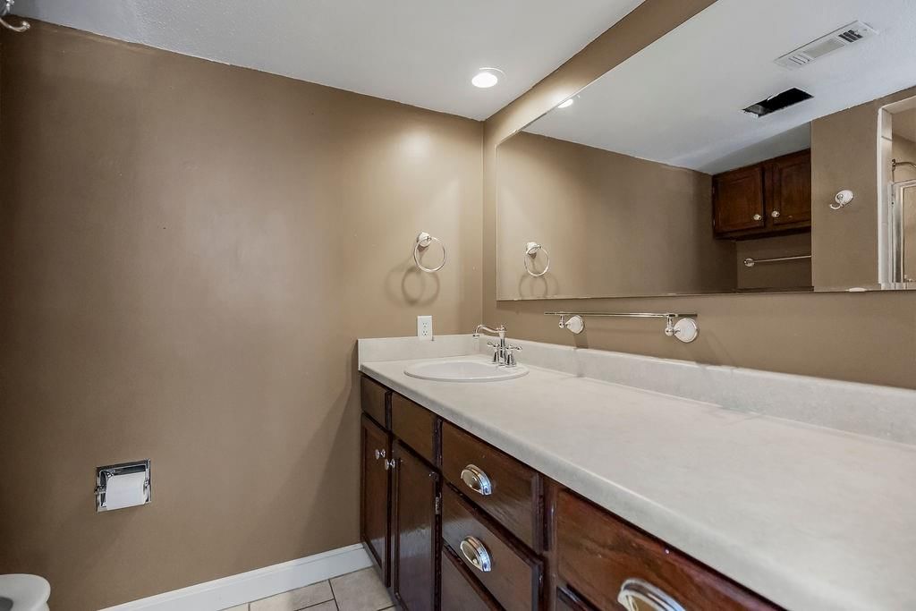 5013 Walnut Street — photo 16