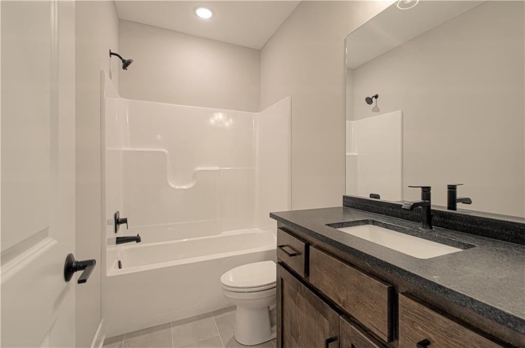 Photo 42 of 52 - 1148 SW Whitby Drive, Lee's Summit, MO 64083