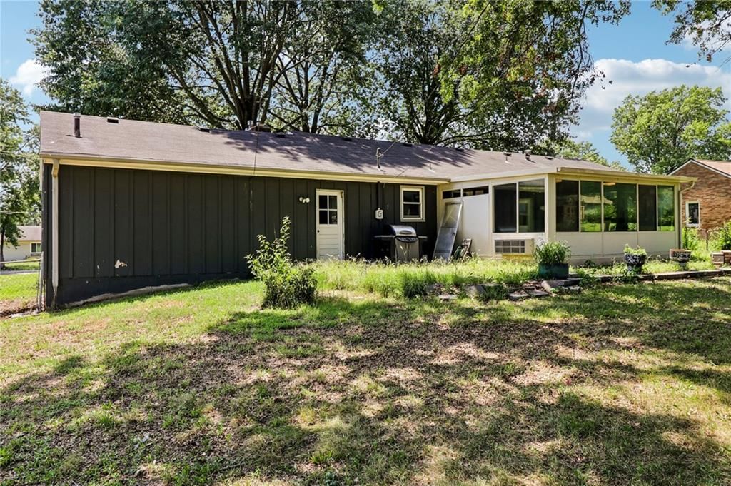 204 NW Obrien Road — photo 11