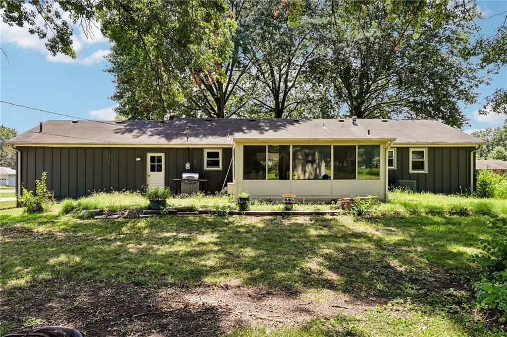 204 NW Obrien Road — photo 12
