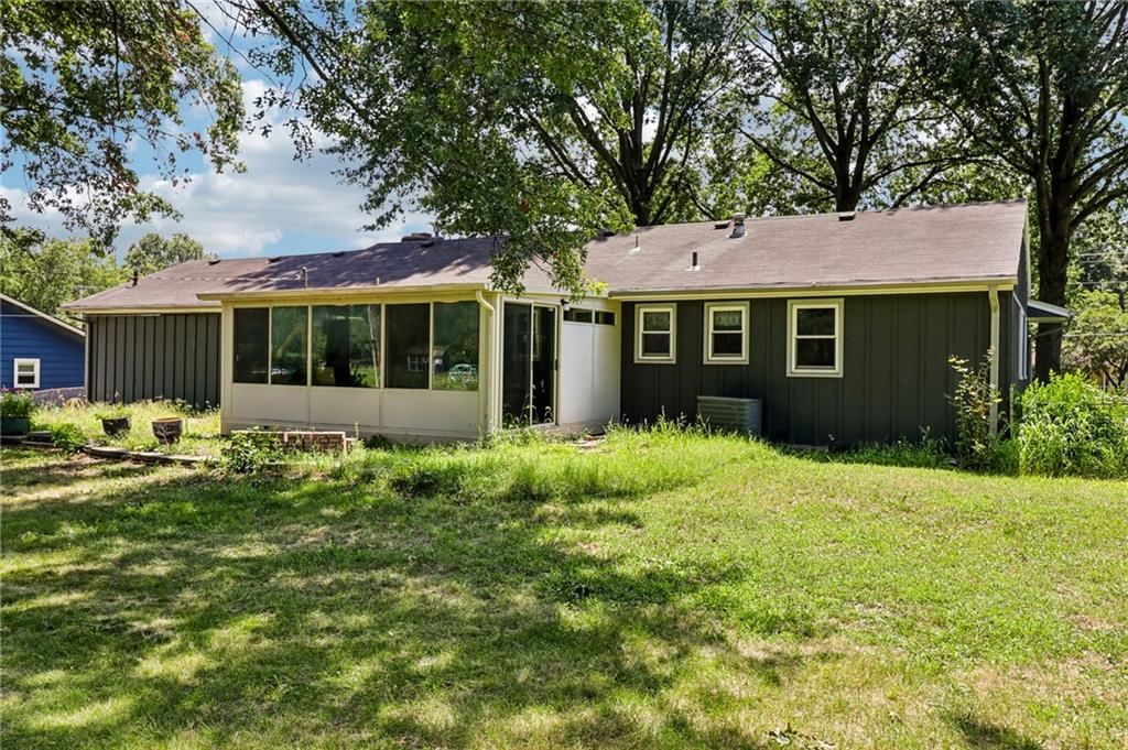 204 NW Obrien Road — photo 13