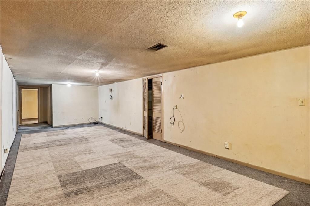 204 NW Obrien Road — photo 17
