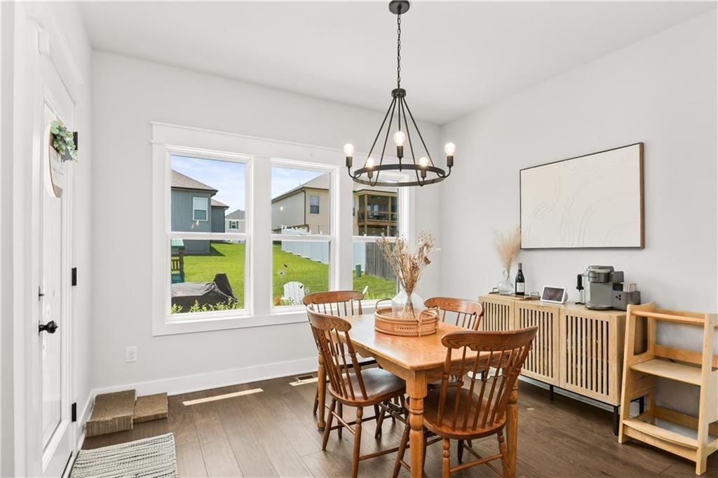 1305 NW Crestwood Drive — photo 15