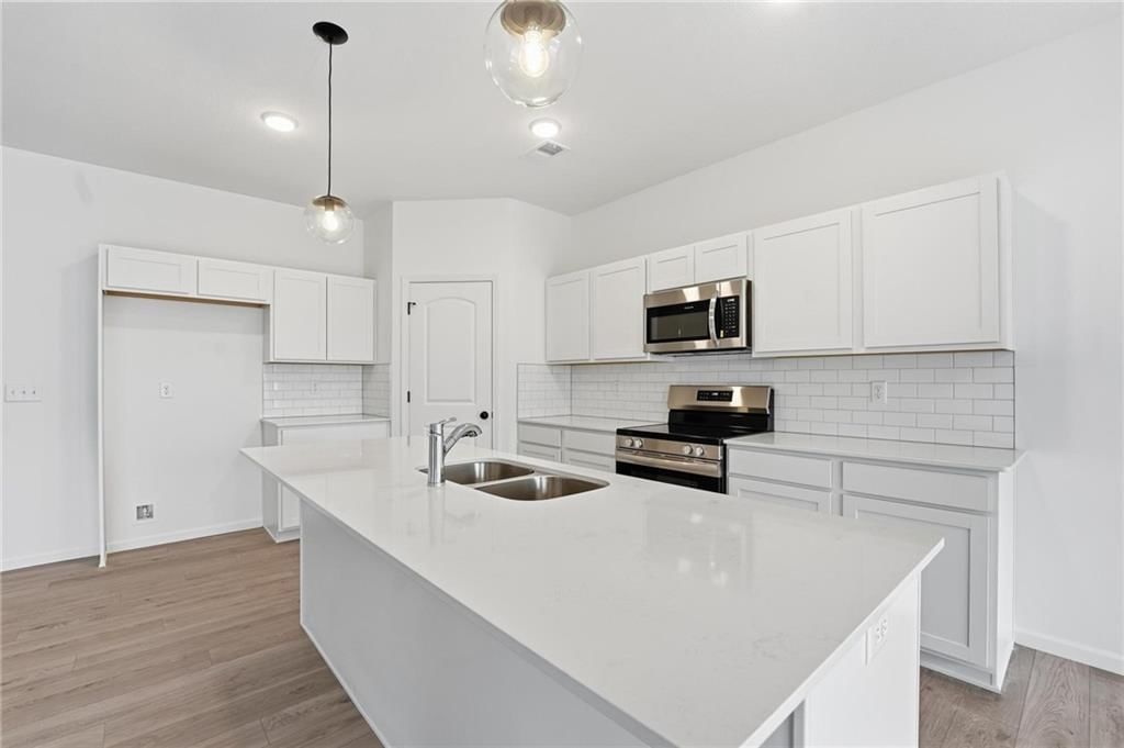 3048 NW 96th Terrace — photo 8