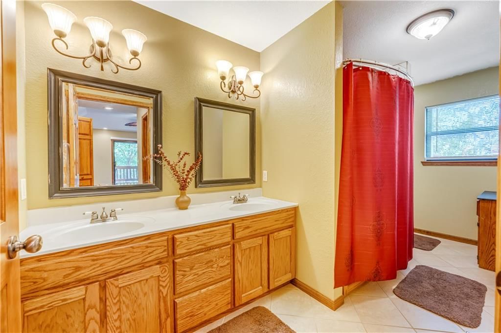 22967 Peppermint Drive — photo 34