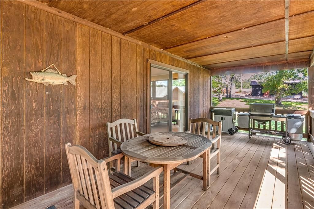 22967 Peppermint Drive — photo 36