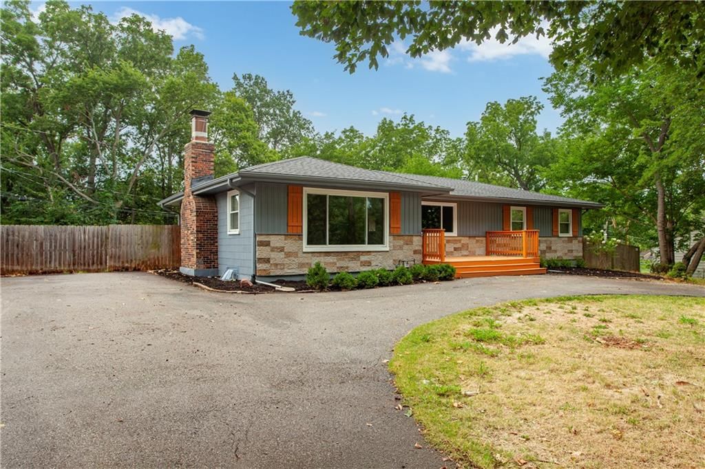 4157 N Cleveland Avenue — photo 3