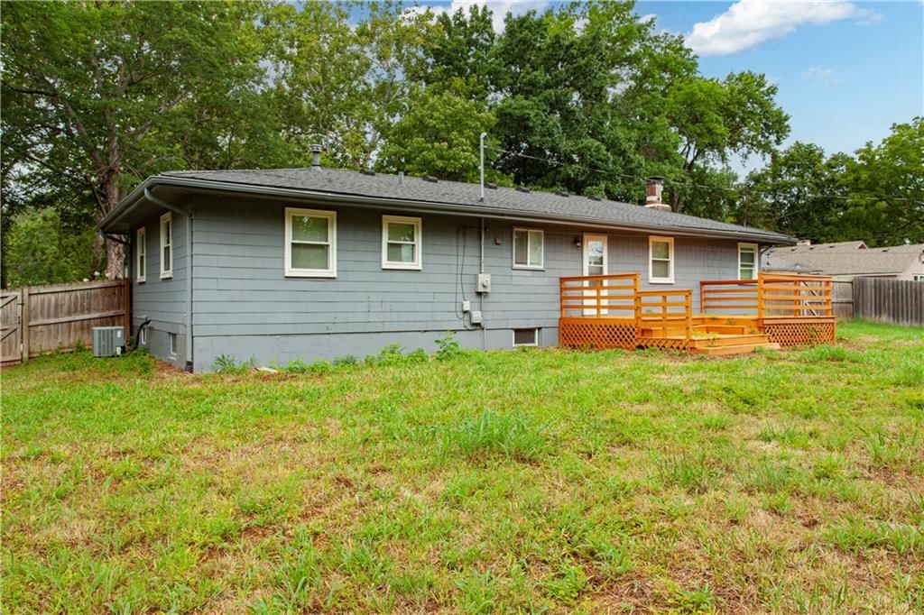 4157 N Cleveland Avenue — photo 7