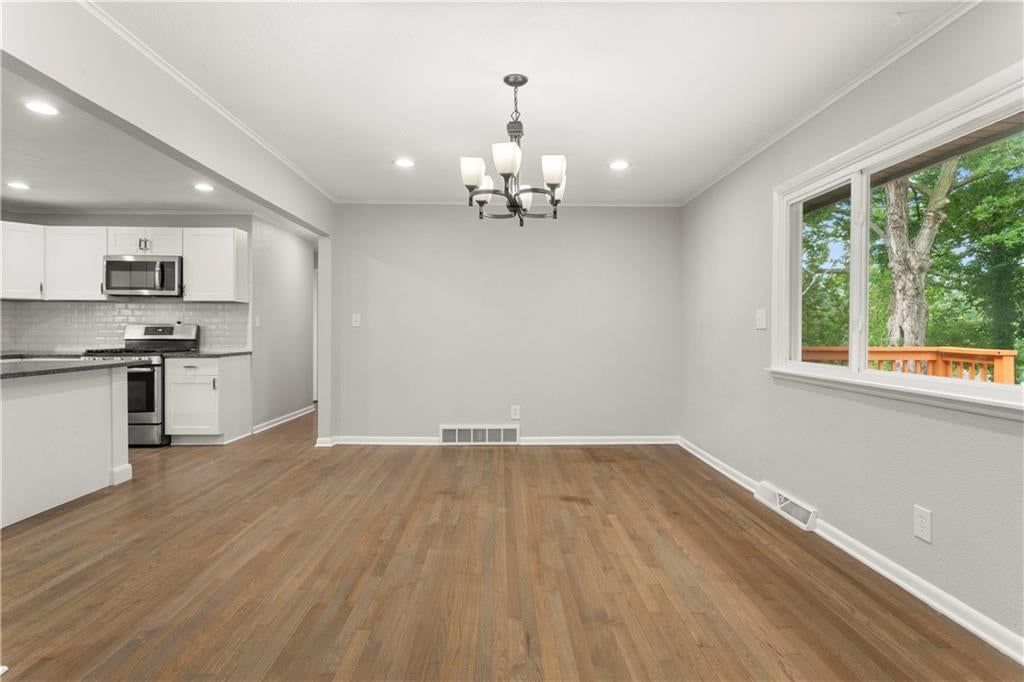 4157 N Cleveland Avenue — photo 10
