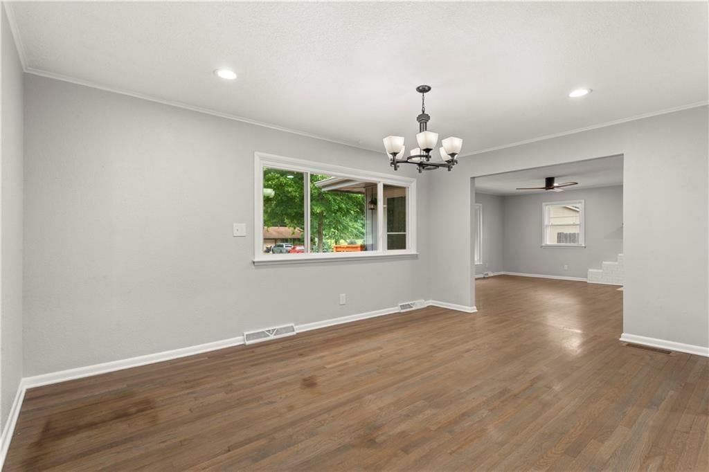 4157 N Cleveland Avenue — photo 16