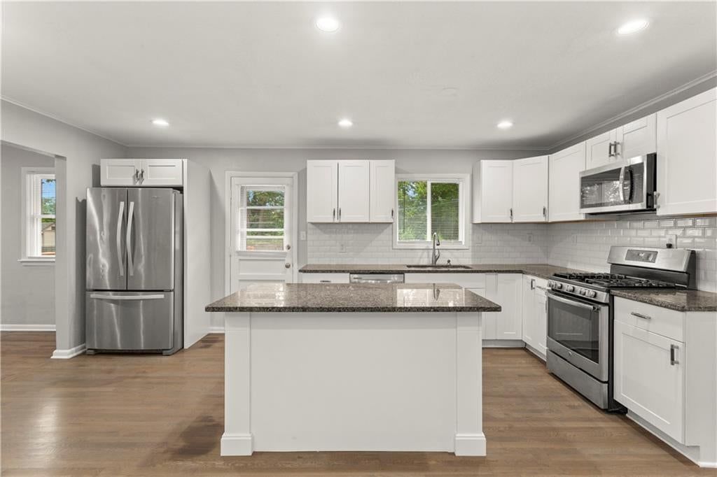4157 N Cleveland Avenue — photo 19