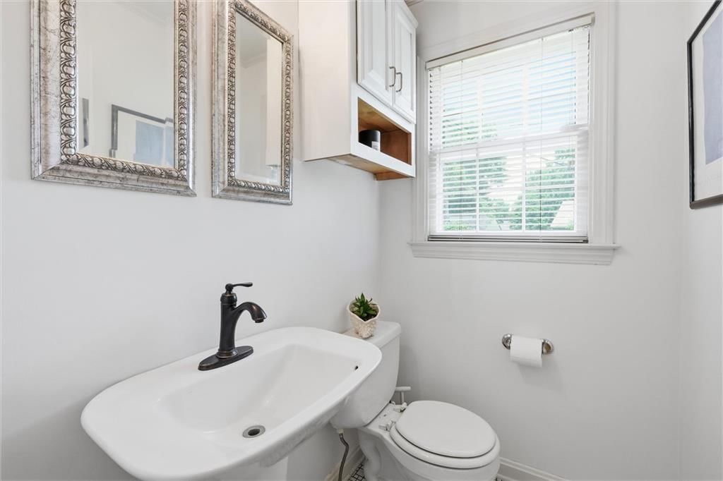 1204 W 69th Street — photo 14