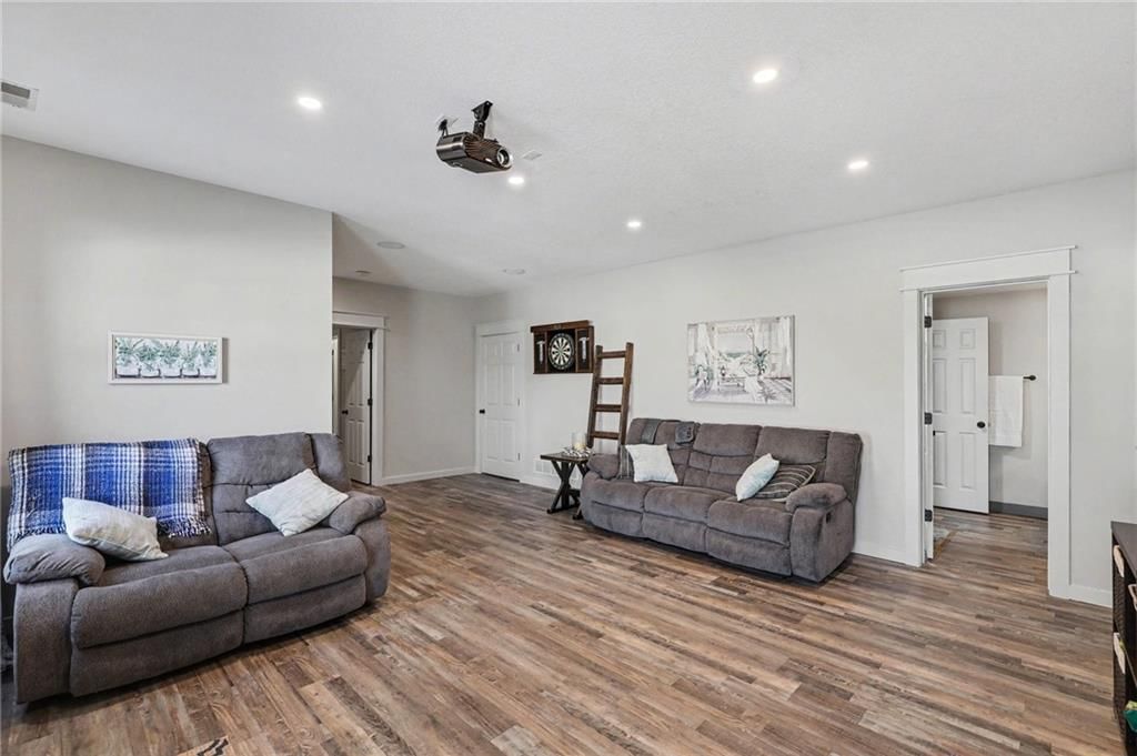 3204 S Elizabeth Avenue — photo 9