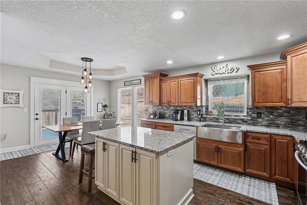 3204 S Elizabeth Avenue — photo 14