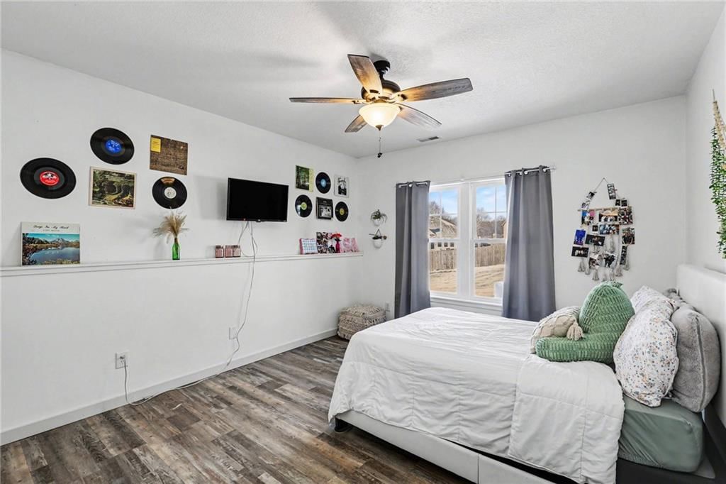 3204 S Elizabeth Avenue — photo 26