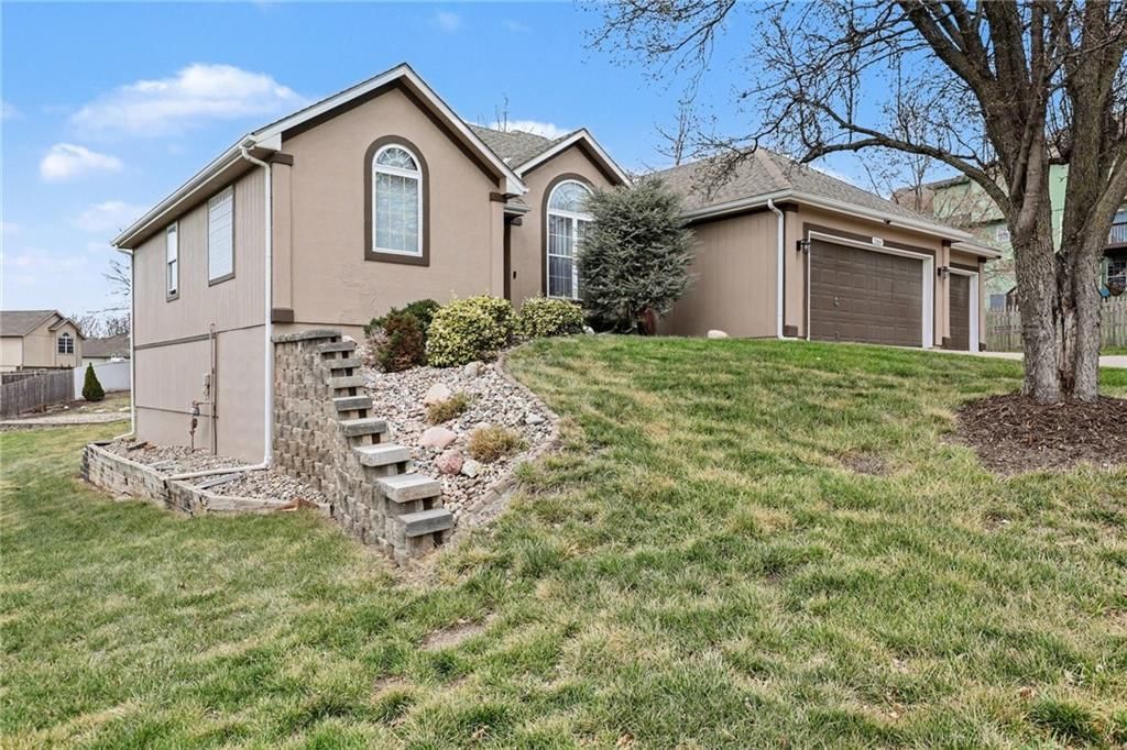3204 S Elizabeth Avenue — photo 31