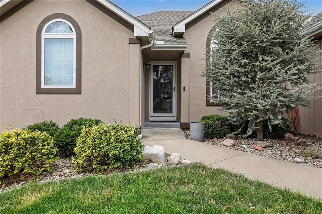 3204 S Elizabeth Avenue — photo 32