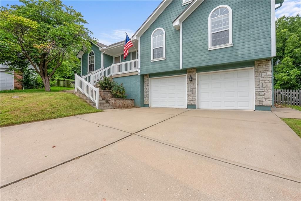 1218 WINDCREST Court — photo 2