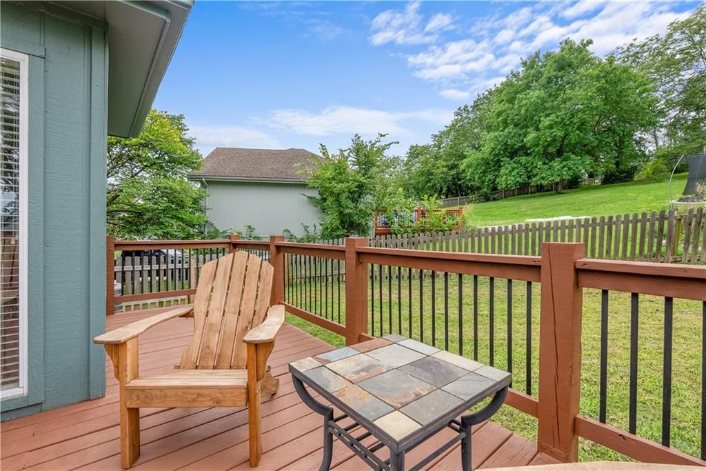 1218 WINDCREST Court — photo 26