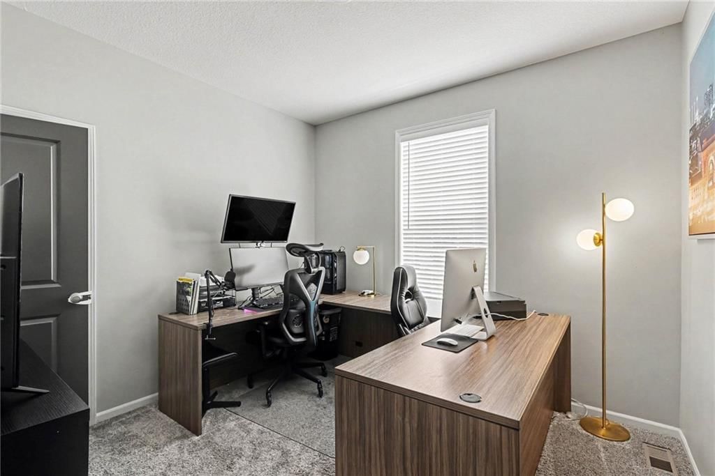 2412 NW Peekaboo Court — photo 9