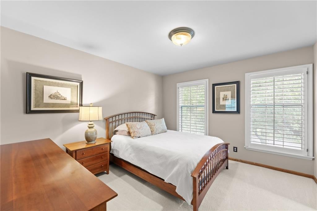 13016 Sherwood Drive — photo 33