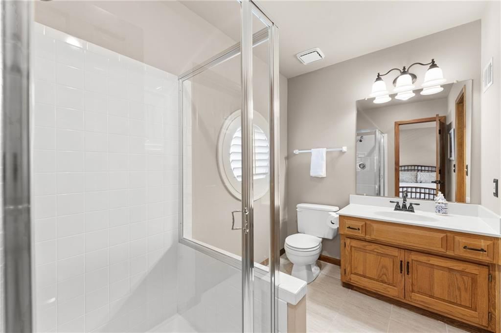 13016 Sherwood Drive — photo 35