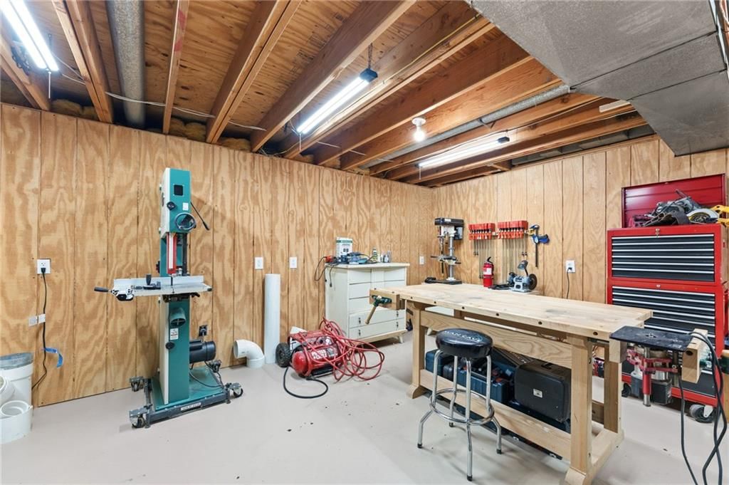 13016 Sherwood Drive — photo 42