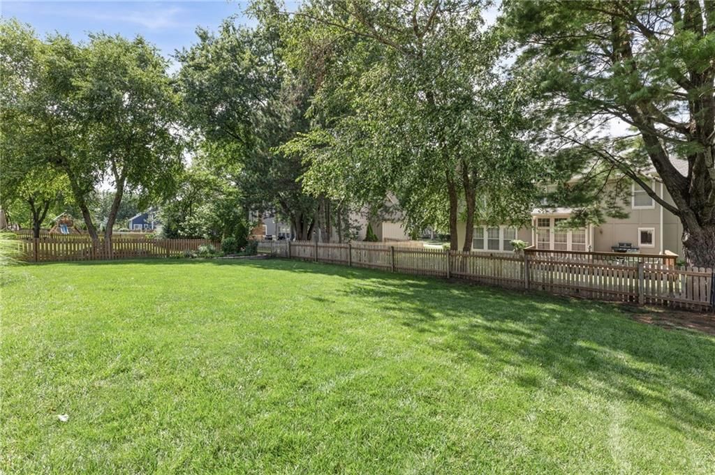 13016 Sherwood Drive — photo 49