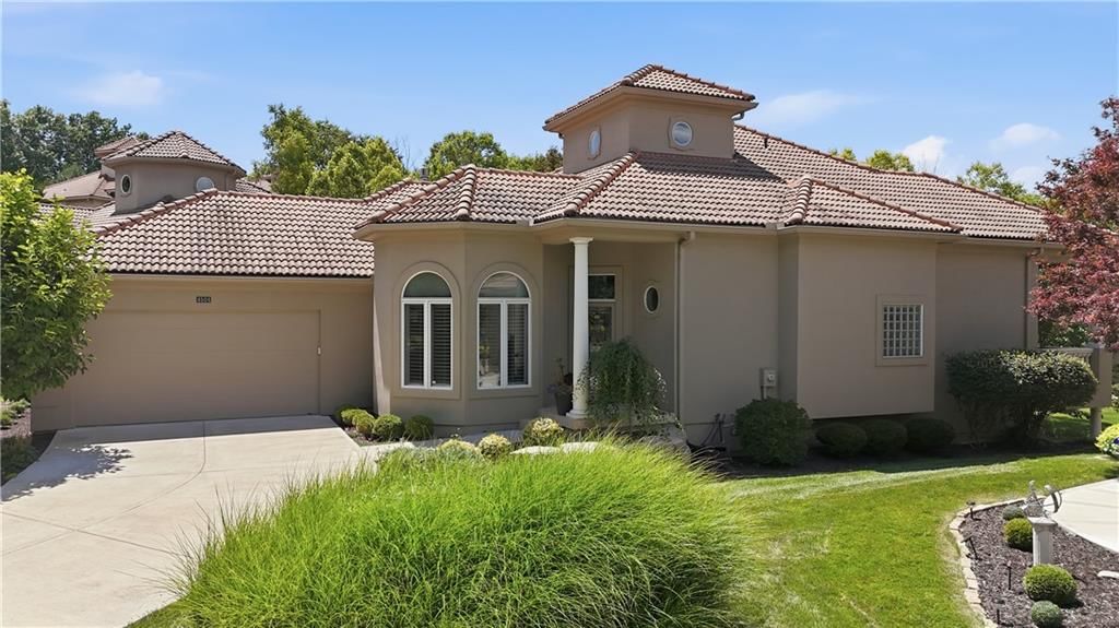 4504 NE Dick Howser Drive — photo 1