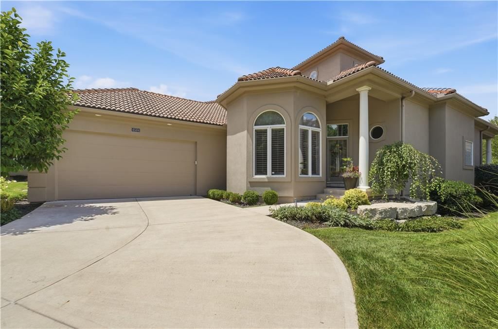 4504 NE Dick Howser Drive — photo 4