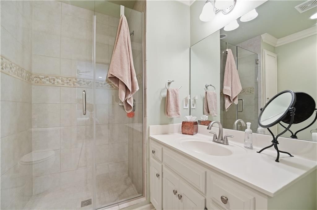 4504 NE Dick Howser Drive — photo 40