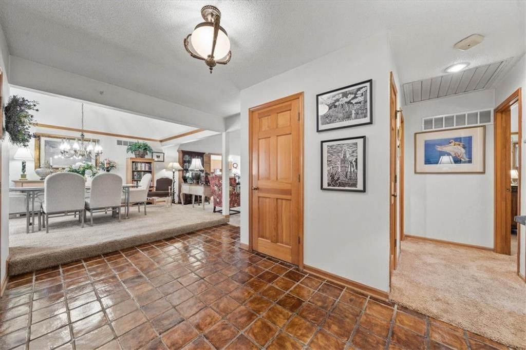 11715 W 102nd Terrace — photo 3