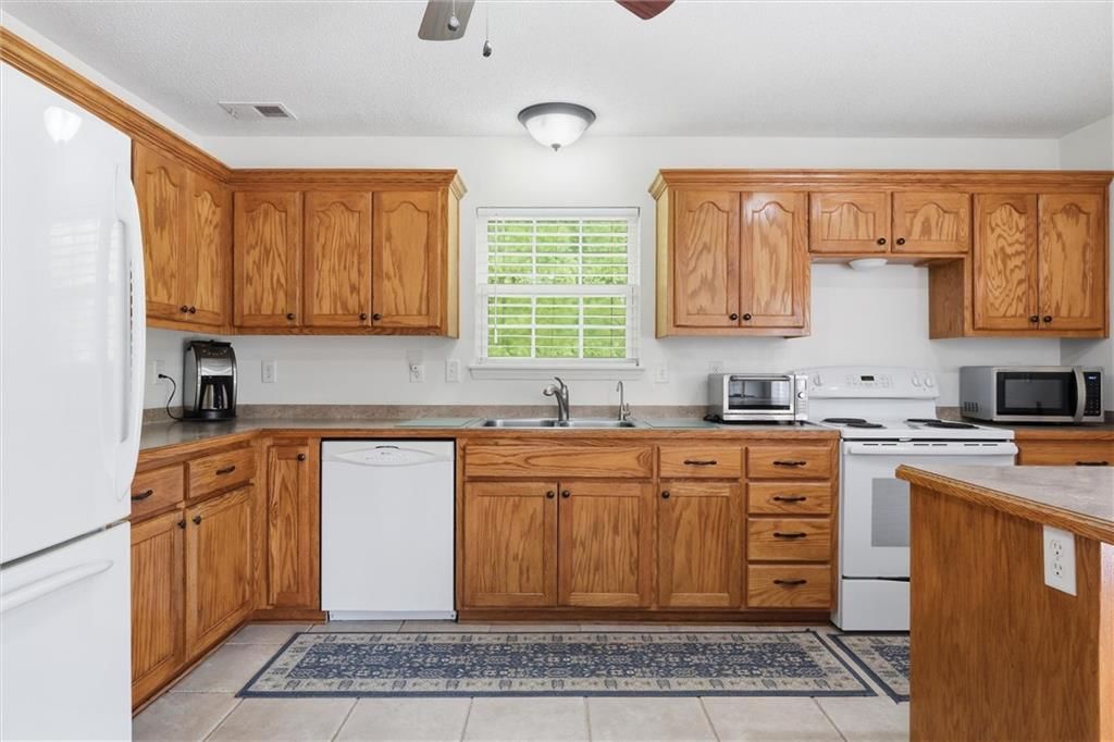 1021 Bristol Drive — photo 12
