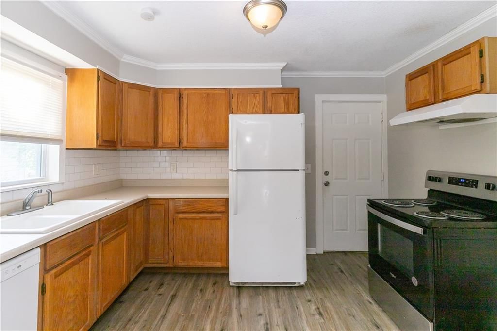 11324 E 14th Street — photo 18
